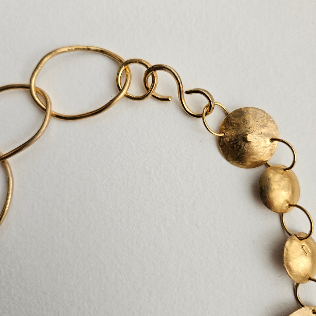 collar Pireo