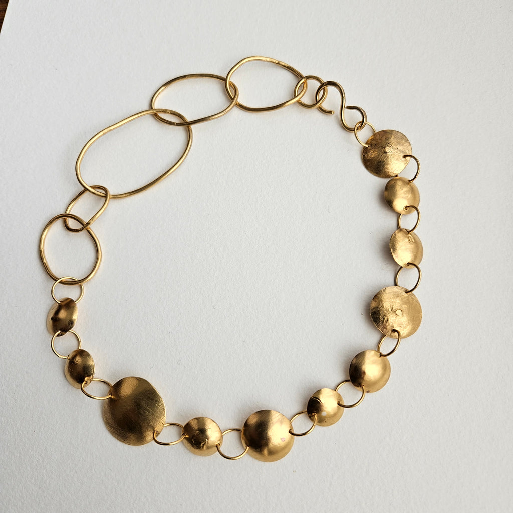 collar Pireo