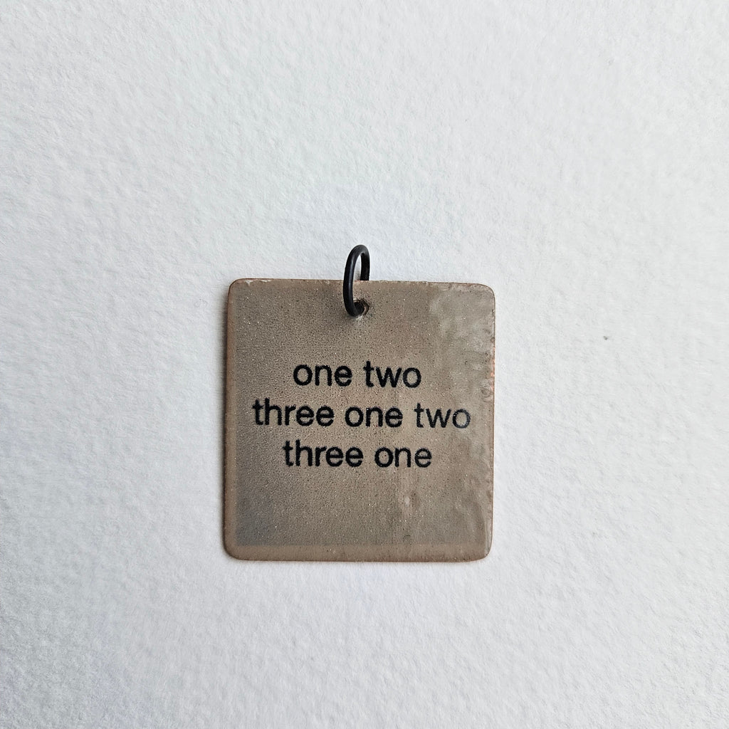 colgante One Two Three