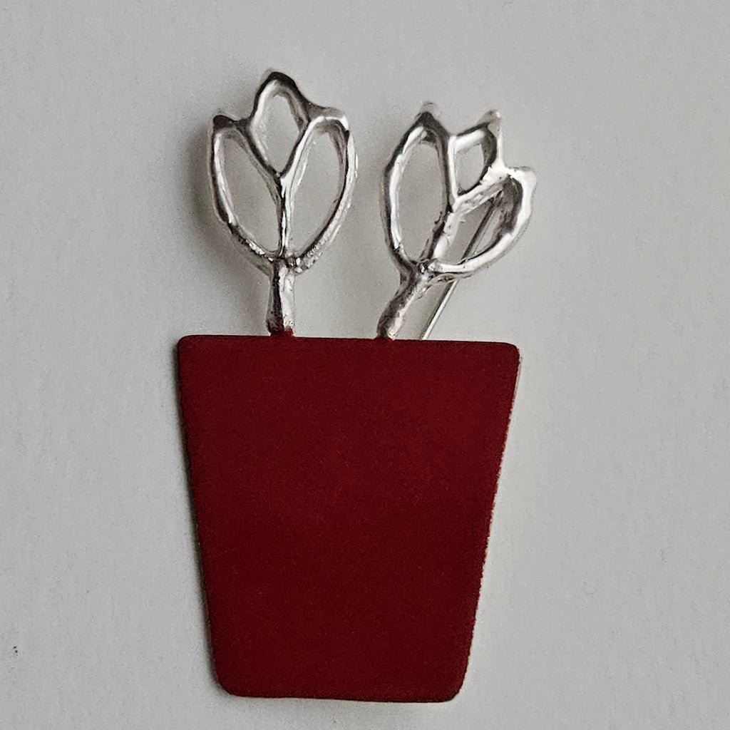 broche Tulips in a pot