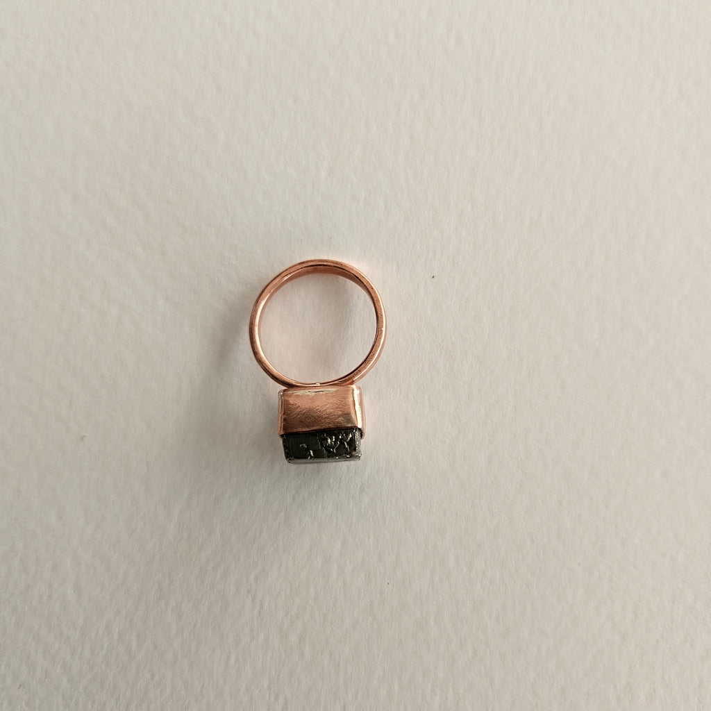anillo Pirita