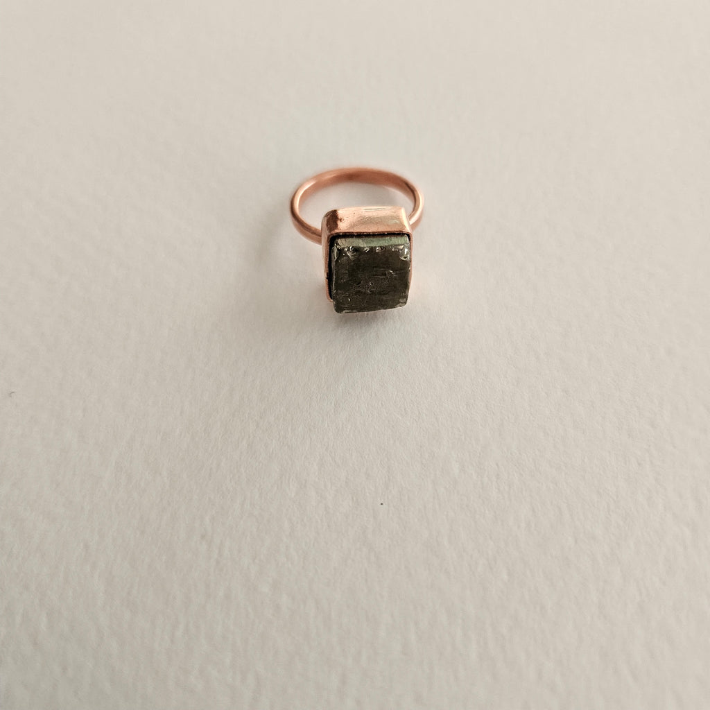 anillo Pirita